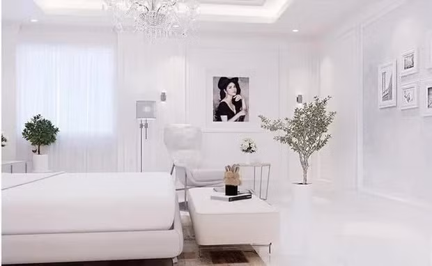 Nữ đại gia cứ buổi tối buồn buồn thì mang hột xoàn ra đếm - Hình 8 Nu dai gia cu buoi toi buon buon thi mang hot xoan ra dem-Hinh-8