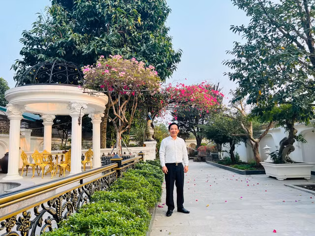 Can canh 2 biet phu cua nghe si Quang Teo-Hinh-6