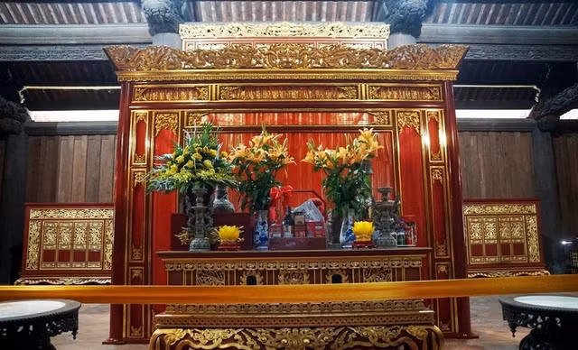 Xem công trình gỗ lim dát vàng 40 tỷ đồng - Hình 9 Xem cong trinh go lim dat vang 40 ty dong-Hinh-9