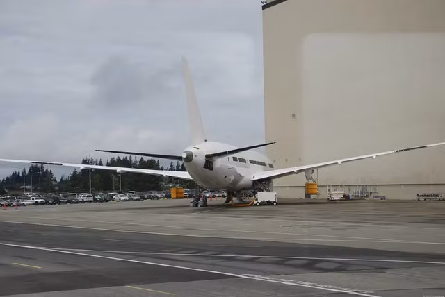 Choáng ngợp nhà máy sản xuất máy bay của Boeing ở Mỹ - Hình 9 Choang ngop nha may san xuat may bay cua Boeing o My-Hinh-9