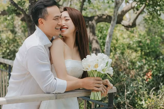Khám phá nơi Chi Bảo và vợ kém 16 tuổi tổ chức hôn lễ Kham pha noi Chi Bao va vo kem 16 tuoi to chuc hon le