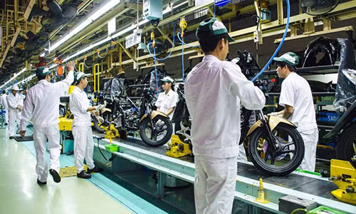 Cấm xe máy: Nền công nghiệp xe máy Việt Nam sẽ đi về đâu? Cam xe may: Nen cong nghiep xe may Viet Nam se di ve dau?