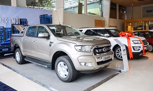 Thị trường xe bán tải Việt Nam trước ngày tăng phí - Hình 2 Thi truong xe ban tai Viet Nam truoc ngay tang phi-Hinh-2