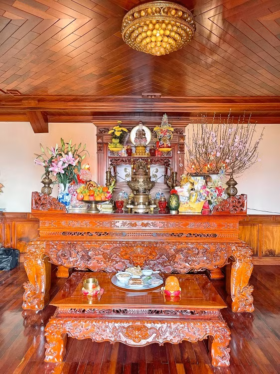 Ấn tượng biệt thự dát toàn gỗ quý của đại gia Kinh Bắc - Hình 10 An tuong biet thu dat toan go quy cua dai gia Kinh Bac-Hinh-10