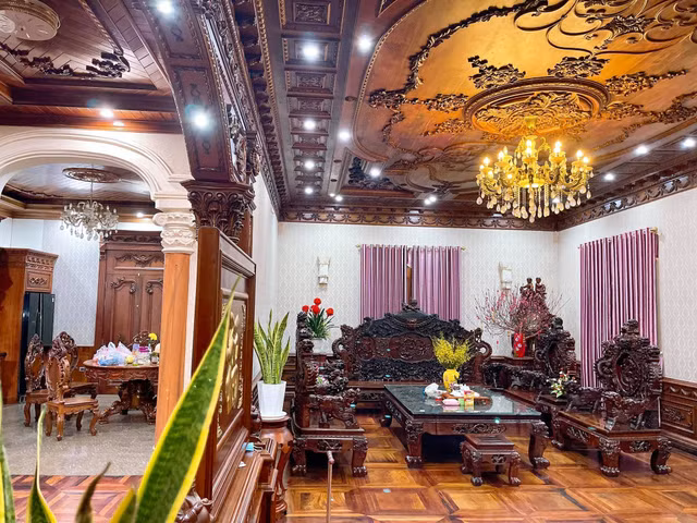 Ấn tượng biệt thự dát toàn gỗ quý của đại gia Kinh Bắc - Hình 6 An tuong biet thu dat toan go quy cua dai gia Kinh Bac-Hinh-6