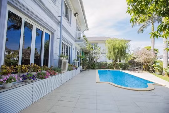 Chon di ve cua ca si Ho Quynh Huong la can biet thu rong khoang 600m2-Hinh-14