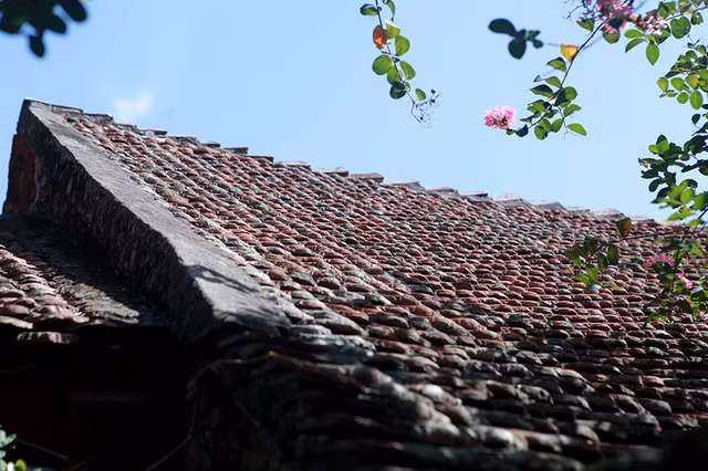 Chi tiết ngôi nhà cổ 400 tuổi được đại gia trả giá tiền tỷ ở Đường Lâm - Hình 13 Chi tiet ngoi nha co 400 tuoi duoc dai gia tra gia tien ty o Duong Lam-Hinh-13