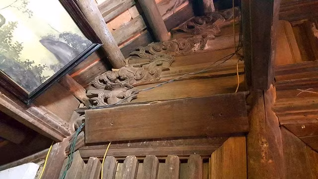 Chi tiết ngôi nhà cổ 400 tuổi được đại gia trả giá tiền tỷ ở Đường Lâm - Hình 8 Chi tiet ngoi nha co 400 tuoi duoc dai gia tra gia tien ty o Duong Lam-Hinh-8