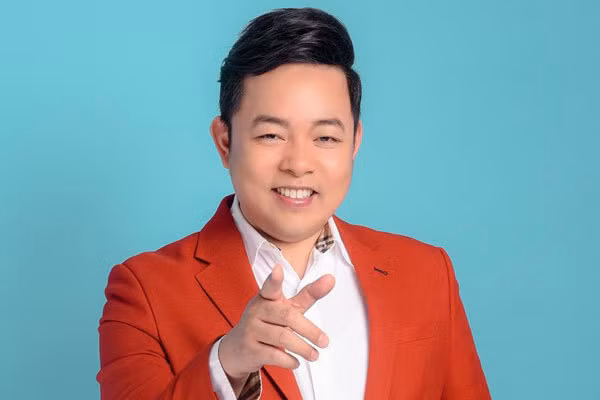 So huu nha ben My va ca Viet Nam, Quang Le giau co nao?