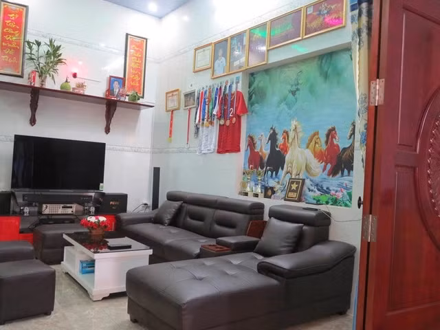 Gia dinh tien dao Tien Linh song trong ngoi nha rong hon 300m2-Hinh-7