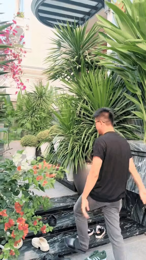 Phu ba tre nhu gai 20 so huu biet thu tram ty o Dong Nai-Hinh-10