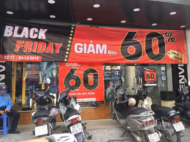 1001 kieu giam gia, khuyen mai hut thuong de ngay Black Friday