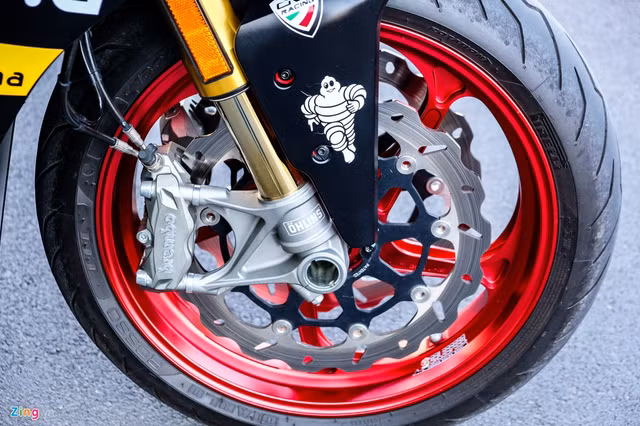 Nữ dân chơi Sài Gòn chi 150 triệu "lột xác" Ducati SuperSport S - Hình 4 Nu dan choi Sai Gon chi 150 trieu