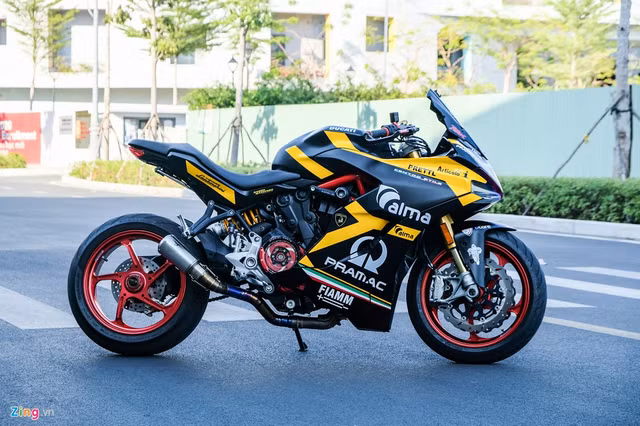 Nữ dân chơi Sài Gòn chi 150 triệu "lột xác" Ducati SuperSport S - Hình 2 Nu dan choi Sai Gon chi 150 trieu
