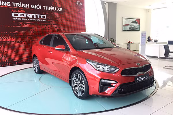 Kia Cerato giảm giá tới 40 triệu đồng kích cầu doanh số Kia Cerato giam gia toi 40 trieu dong kich cau doanh so