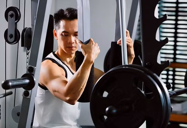 Chủ tịch Ngân hàng ACB Trần Hùng Huy sở hữu khối tài sản khủng thế nào? - Hình 4 Chu tich Ngan hang ACB Tran Hung Huy so huu khoi tai san khung the nao?-Hinh-4