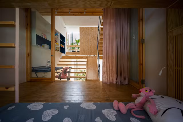 Nhà trong hẻm vẫn thoải mái chỗ chơi dù chưa đến 40m2 - Hình 11 Nha trong hem van thoai mai cho choi du chua den 40m2-Hinh-11