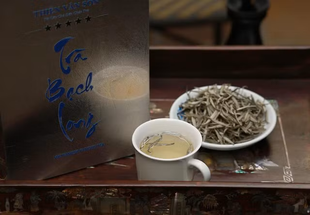 Vì sao trà Bạch Long có giá lên tới hơn nửa tỷ đồng/kg? - Hình 9 Vi sao tra Bach Long co gia len toi hon nua ty dong/kg?-Hinh-9