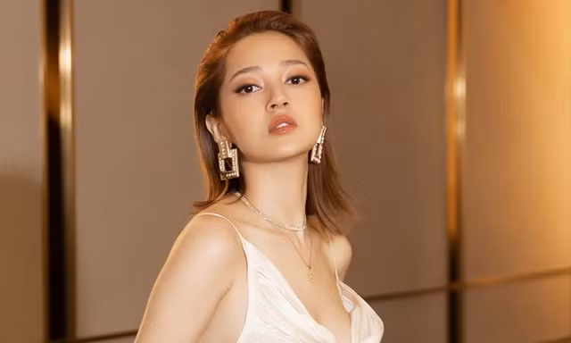 Ca sĩ Bảo Anh sở hữu khối tài sản đáng mơ ước ở tuổi 31 Ca si Bao Anh so huu khoi tai san dang mo uoc o tuoi 31