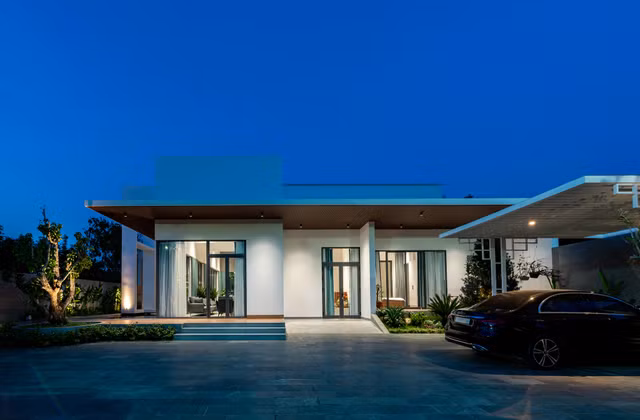 Cận cảnh dinh cơ 1.000 m2 có hồ nuôi cá Koi của cô gái độc thân Bình Dương - Hình 3 Can canh dinh co 1.000 m2 co ho nuoi ca Koi cua co gai doc than Binh Duong-Hinh-3