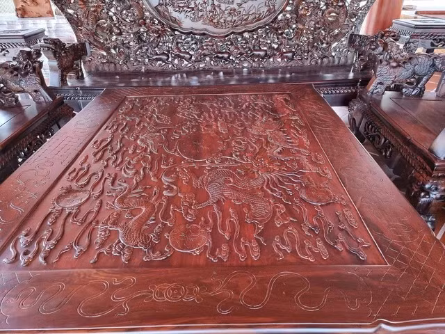 “Đại gia chân đất” sở hữu biệt phủ 15ha toàn gỗ quý - Hình 13 “Dai gia chan dat” so huu biet phu 15ha toan go quy-Hinh-13