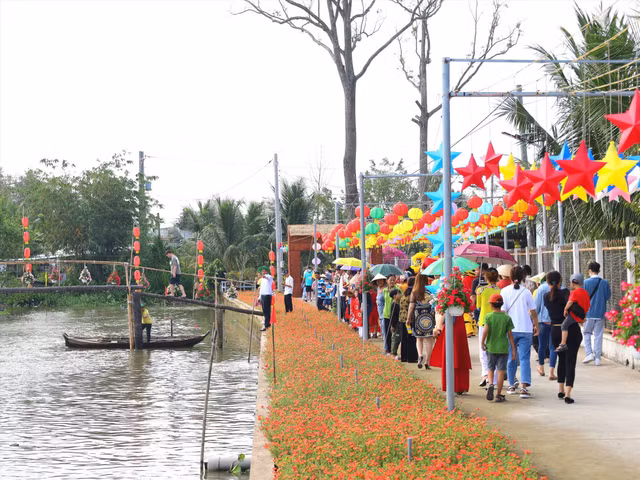 Cận cảnh khu sinh thái Phố Ông Lang rộng hơn 10.000 m2 - Hình 6 Can canh khu sinh thai Pho Ong Lang rong hon 10.000 m2-Hinh-6