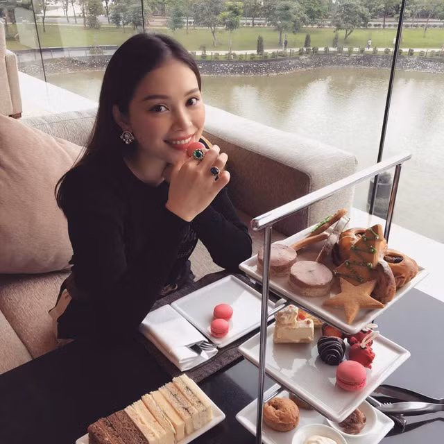 Ban gai thieu gia Phillip Nguyen so huu ngoai hinh xinh dep va cuoc song sang chanh-Hinh-9