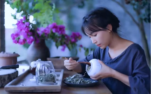 'Tiên nữ đồng quê' Lý Tử Thất thu nhập khủng cỡ nào? - Hình 3 'Tien nu dong que' Ly Tu That thu nhap khung co nao?-Hinh-3
