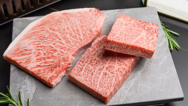 Ly do Wagyu la mot trong nhung loai thit bo quy hiem nhat the gioi-Hinh-2