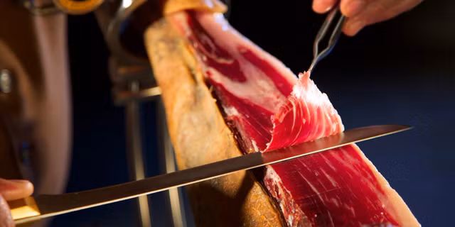 Thit lon muoi Iberico co gi dac biet ma gia hang chuc trieu hut khach dip Tet?-Hinh-9