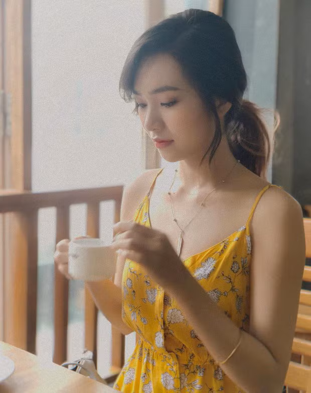 Dàn gái xinh khiến cư dân mạng ráo riết truy tìm, hoá ra lạ mà quen - Hình 9 Dan gai xinh khien cu dan mang rao riet truy tim, hoa ra la ma quen-Hinh-9