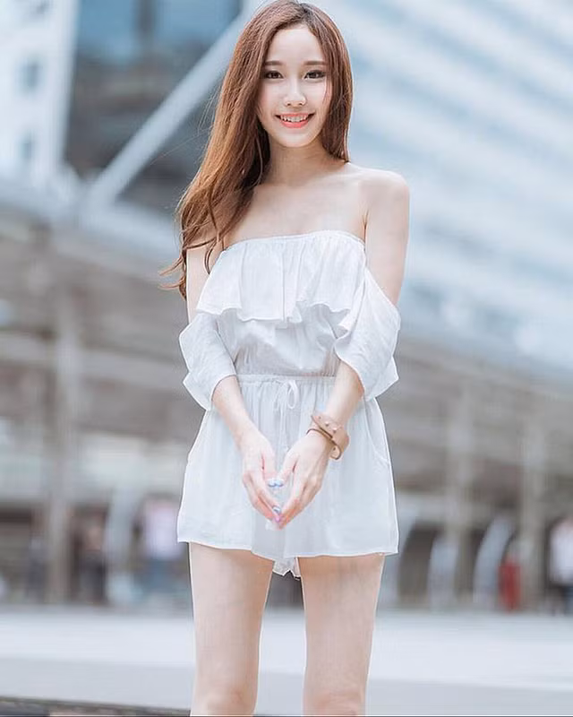 Hotgirl hoàn mỹ nhất Đông Nam Á lười kiếm tiền - Hình 6 Hotgirl hoan my nhat Dong Nam A luoi kiem tien-Hinh-6