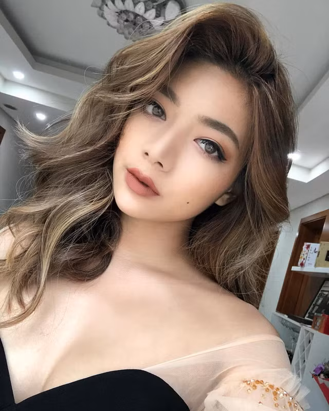 Nhan sắc như hoa hậu của con gái chưởng môn phái Vịnh Xuân - Hình 2 Nhan sac nhu hoa hau cua con gai chuong mon phai Vinh Xuan-Hinh-2