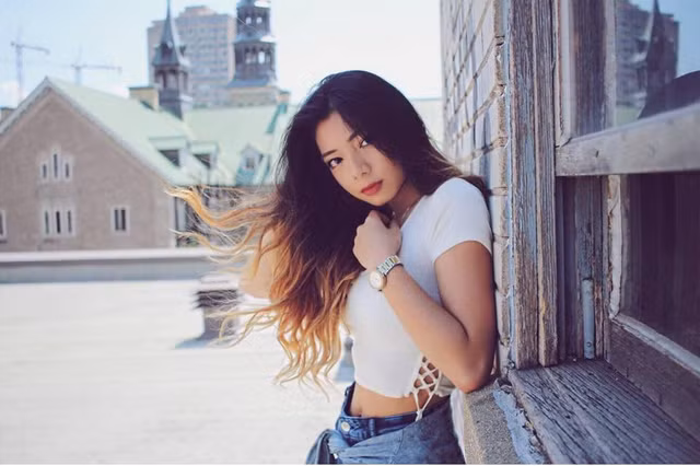 Nhan sắc như hoa hậu của con gái chưởng môn phái Vịnh Xuân - Hình 8 Nhan sac nhu hoa hau cua con gai chuong mon phai Vinh Xuan-Hinh-8