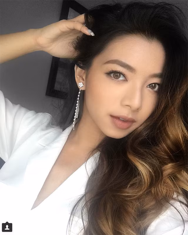 Nhan sắc như hoa hậu của con gái chưởng môn phái Vịnh Xuân - Hình 10 Nhan sac nhu hoa hau cua con gai chuong mon phai Vinh Xuan-Hinh-10