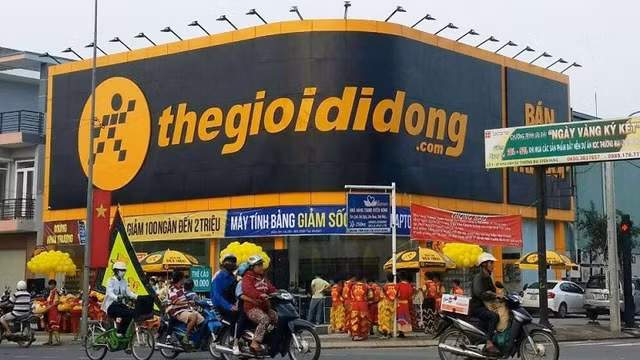 Dragon Capital bán 18 triệu cổ phiếu MWG, giảm sở hữu dưới 6% Dragon Capital ban 18 trieu co phieu MWG, giam so huu duoi 6%