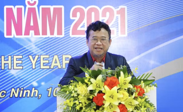 Loi nhuan doanh nghiep ong Dang Thanh Tam giam manh sau khi dinh chinh