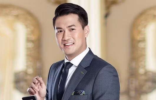 Bốn người con trai tài giỏi của đại gia Johnathan Hạnh Nguyễn - Hình 7 Bon nguoi con trai tai gioi cua dai gia Johnathan Hanh Nguyen-Hinh-7