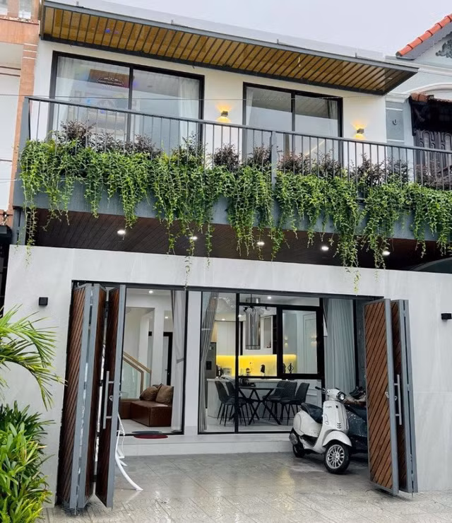 Năm 2023, những sao Việt nào tậu nhà báo hiếu cha mẹ? - Hình 6 Nam 2023, nhung sao Viet nao tau nha bao hieu cha me?-Hinh-6