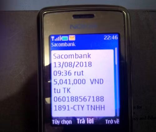 Hơn trăm triệu trong tài khoản Sacombank bổng dưng 'bốc hơi' Hon tram trieu trong tai khoan Sacombank bong dung 'boc hoi'