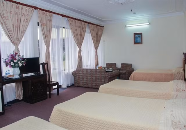 Đột nhập khách sạn Kim Liên trên đất vàng thủ đô của “bầu” Thụy - Hình 8 Dot nhap khach san Kim Lien tren dat vang thu do cua “bau” Thuy-Hinh-8