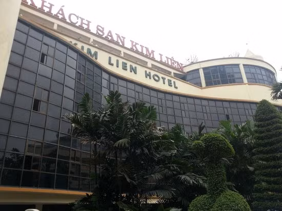 Đột nhập khách sạn Kim Liên trên đất vàng thủ đô của “bầu” Thụy - Hình 11 Dot nhap khach san Kim Lien tren dat vang thu do cua “bau” Thuy-Hinh-11
