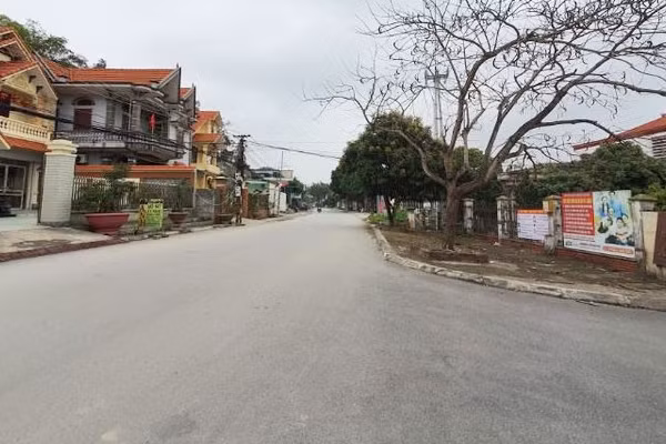Biệt phủ hoành tráng của gia đình bệnh nhân Covid thứ 17 Nguyễn Hồng Nhung Biet phu hoanh trang cua gia dinh benh nhan Covid thu 17 Nguyen Hong Nhung