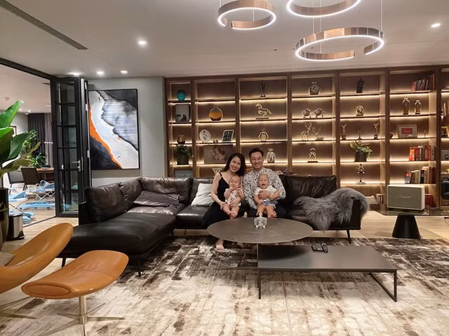 MC Thanh Trung khoe penthouse ruc sac hoa don Tet