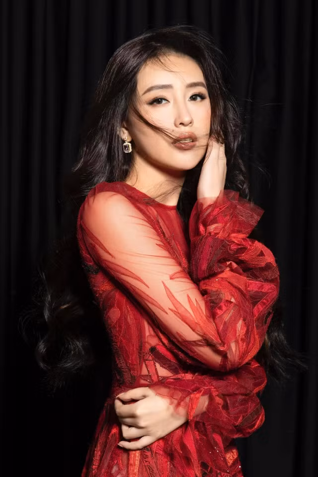 Mai Phuong Thuy giau co nao sau gan 2 thap ky dang quang?