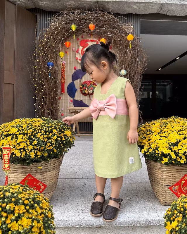 Đi thăm biệt thự như chợ hoa xuân của vợ chồng Cường Đô La - Đàm Thu Trang - Hình 4 Di tham biet thu nhu cho hoa xuan cua vo chong Cuong Do La - Dam Thu Trang-Hinh-4