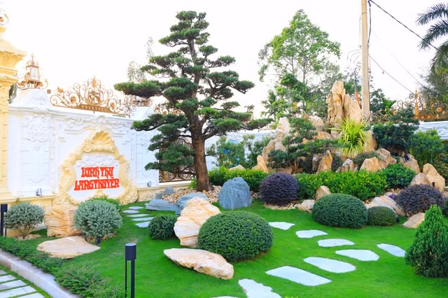 Bên trong dinh thự Lang Truyền dát vàng của đại gia Tây đô - Hình 11 Ben trong dinh thu Lang Truyen dat vang cua dai gia Tay do-Hinh-11