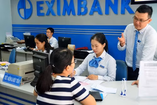 Nhan su cap cao tai Eximbank lai bien dong truoc them Dai hoi dong co dong bat thuong