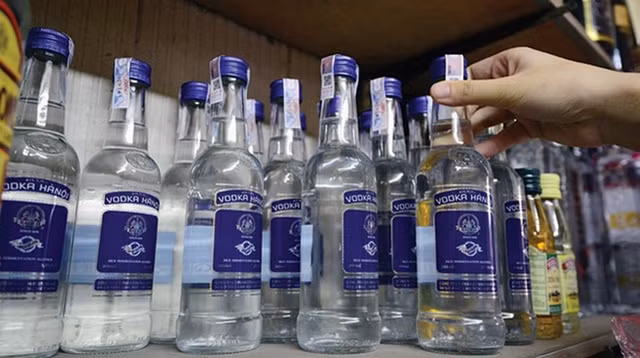 Halico - chu cua Vodka Ha Noi bao lo 5 nam, 'kho song' voi Nghi dinh 100