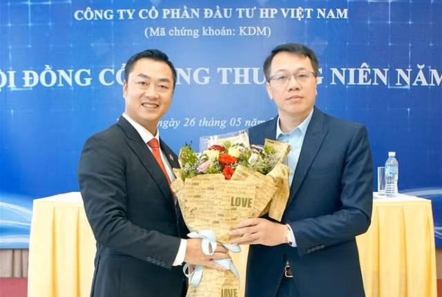Vì sao Chủ tịch Tập đoàn Trường Tiền cùng các công ty liên quan rút vốn khỏi MPT? Vi sao Chu tich Tap doan Truong Tien cung cac cong ty lien quan rut von khoi MPT?